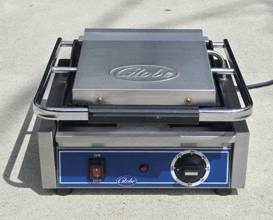 Used Globe GPG10 Commercial Panini Press Grill — $450 in Galveston