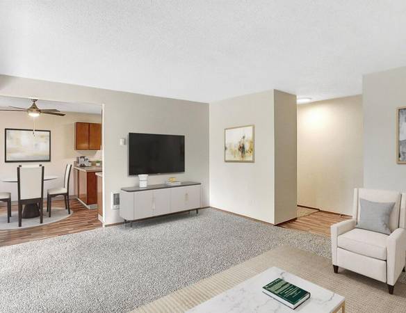 $1,595 / 2br - COME TOUR & SAVE $300 | Shaded Courtyards - Incl Community Room Wifi (Milwaukie Heights)63914737862659121