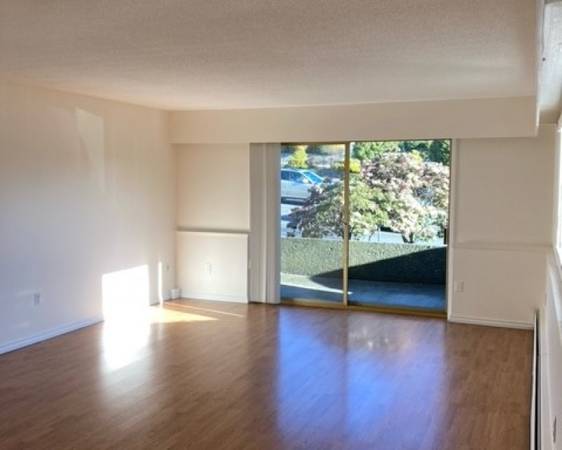 Rosebank Manor (55+ Senior Living Residence)- two units available 3