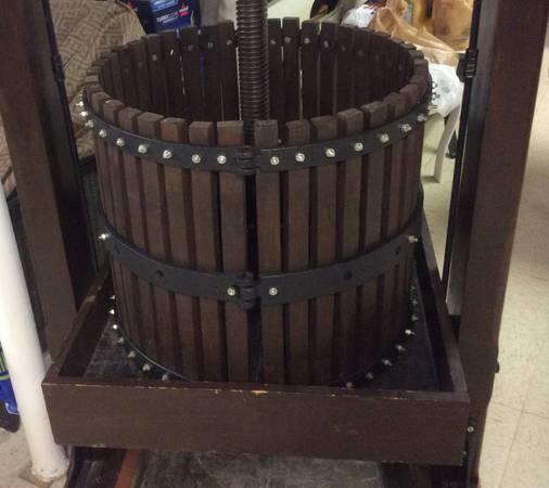 Wine press 1