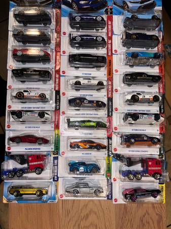 HOT WHEELS COLLECTION 1
