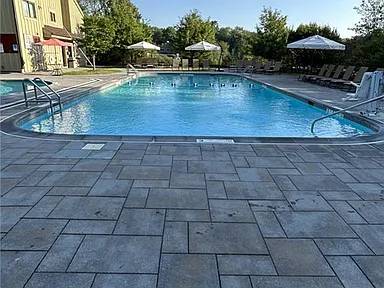 $3,200 / 1br - 01100ft2 - Newly rennovated condo in South Salem (South Salem)63816553551105124