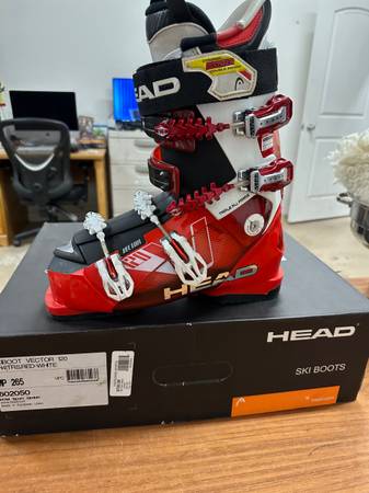 Head Vector 120 Ski Boots size 26.5 8.5-9 men's? - sporting goods