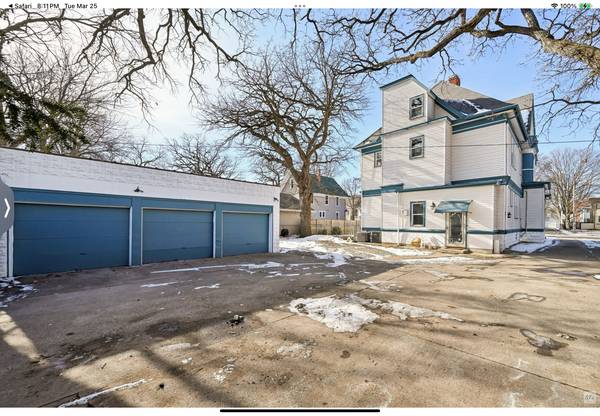 $795 Amueblado, habitación grande y limpia (Beloit)63846719801347121