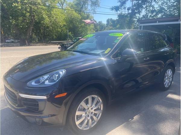 2015 Porsche Cayenne AWD Tracción en las Cuatro Ruedas ¡LUJO ASEQUIBLE! SUV - $13,995 (Eldorado Truck and Auto)63619306038145123