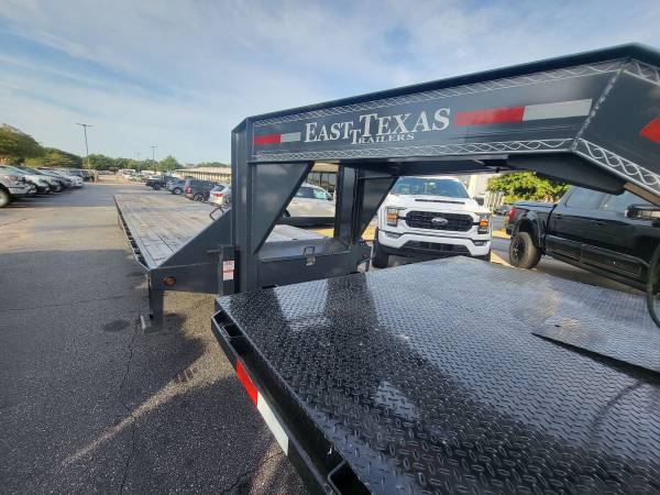2022 Ford F-550 XL Crew - Photo 6