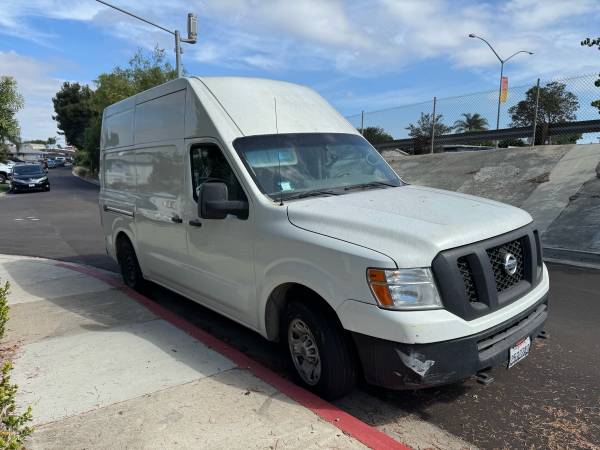 2016 Nissan NV2500 Tall