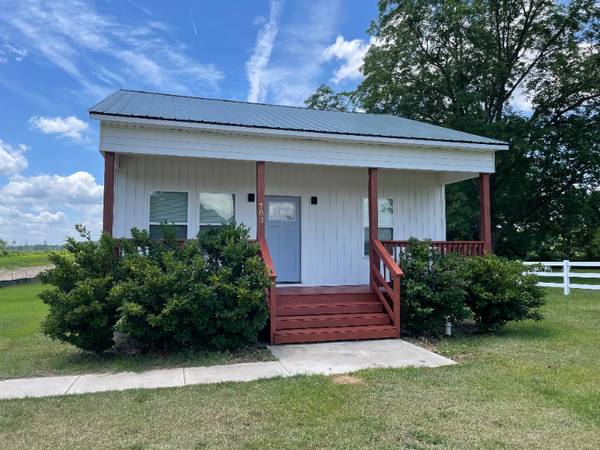 $1300.00 / 2br - 700ft2 - 783 NC 3363932059507587120