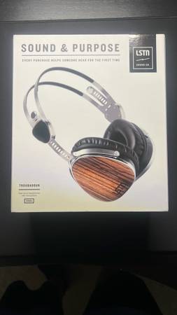 WIRED HEADPHONES WITH MIC LSTN TROUBADOUR SOUND & PURPOSE ZEBRA 1