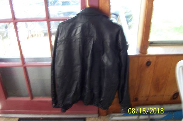 MENS LARGE BLACK LEATHER JACKET 1