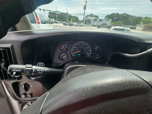 2006 GMC Savana LS 3500 - Photo 15