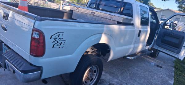 2016 Ford F350 Super Duty - Photo 9