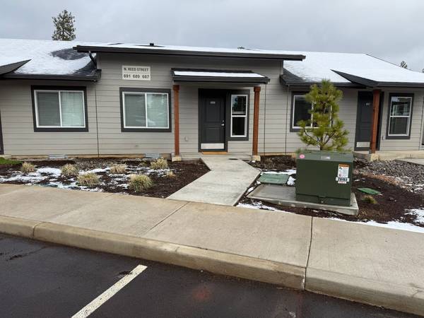 $1,475 / 2hab - 600ft2 - 689 N Reed Street - 2 Dormitorios Individuales en Sisters (Sisters)63839291006465120