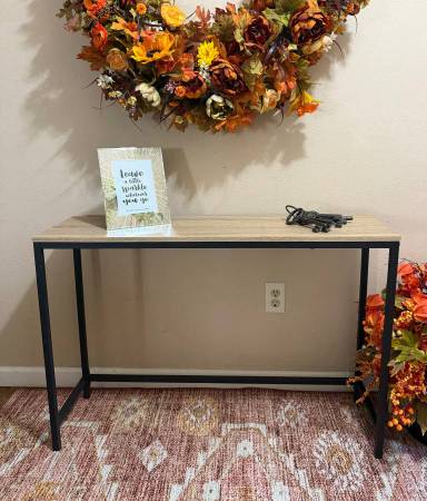 Cool Industrial Entry Table 1