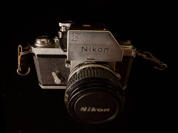 Nikon F 35mm with lense, case and manuals 1