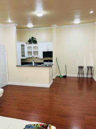 Apart in Miami lakes (2/2) . 1