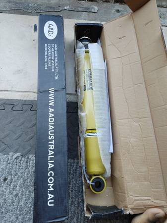 2 rear Commando FOAM CELL shocks GX470, toyota 1