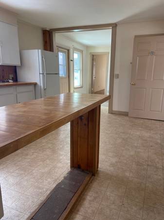 $1,550 / 2br - 800ft2 - Waterbury Village W/ Deck (Waterbury)63992935269122124