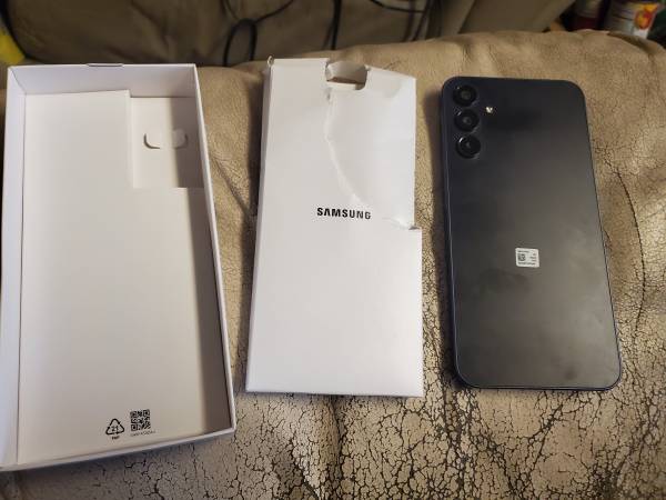 Brand New Samsung Galaxy A15 5G (SM-A156U) Metro network - $180 (emeryville)63471454638209123