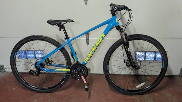 Diamondback Trace Dual Sport Hybrid Bike - Like New 1