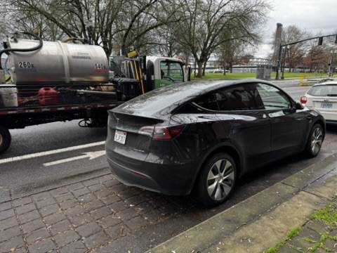 2023 TESLA MODEL Y 1