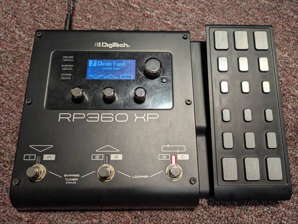 Digitech RP360 XP guitar/bass modeling & multi FX pedal 1