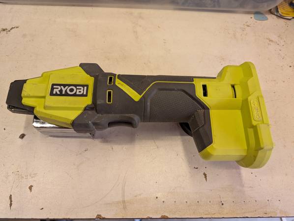 Ryobi 18V Pex Crimper (Tool Only) 1