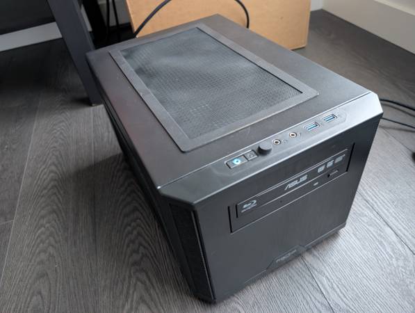 Mini-ITX computer, Intel Core i7-8700K 6C/12T, 16GB DDR4 RAM 1