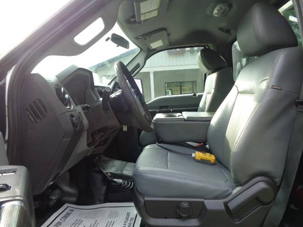 2016 Ford F550 4x4 w/11' - Photo 12