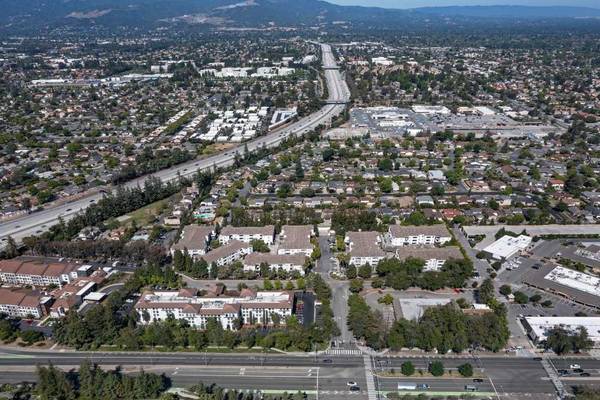 $4,654 / 2br - 1237ft2 - Ceiling Fans, Outdoor Barbecue & Picnic Areas, 2BD 2BA (cupertino)63824666064771122