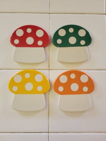 Mushroom Shaped Stoneware Drink Coasters 1