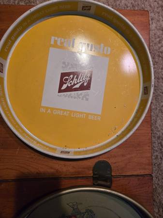 4 vintage Schmidts and schlitz beer trays 1