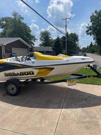 SEA DOO jet boat - $9,000 (Washington)63471299614851120