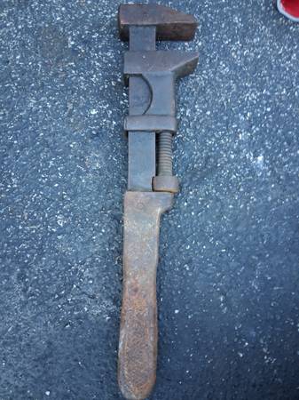 OLD TIMER SMOOTH PIPE WRENCH 1