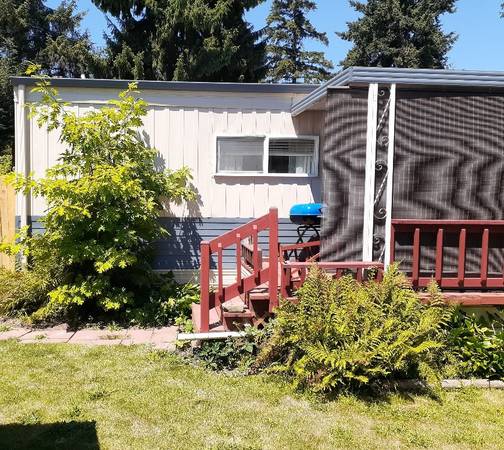 $90,000 / 2br - 960ft2 - Shorewood MHC (Albany)63945099878274123