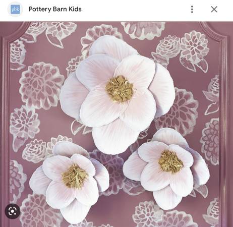 Pottery Barn Kids Jumbo Wall Flowers 1