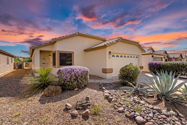 FOR SALE: 2 beds | 2 baths |Tucson 1