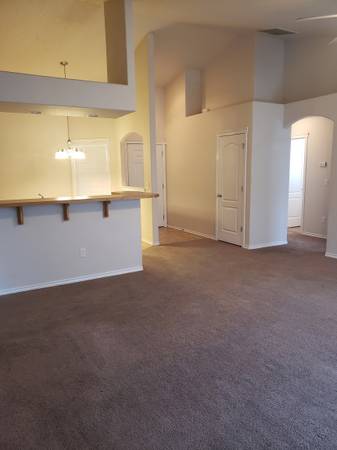 $1,895 / 3br - 1232ft2 - 18426 Viceroy Pl Nampa - Casa luminosa y brillante en Nampa! 18426/E (Nampa)63794895292547121