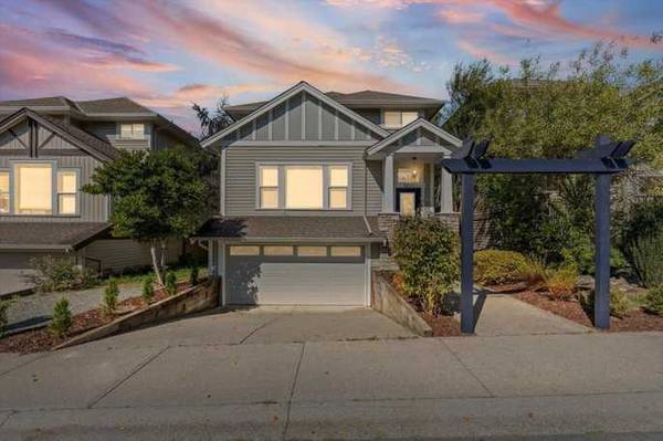 Beautifully renovated home in the heart of Promontory 1