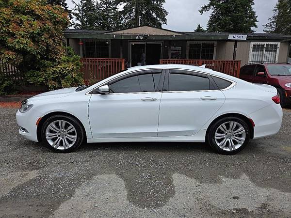 2016 CHRYSLER 200 LIMITED - $10999.0063623195717251121