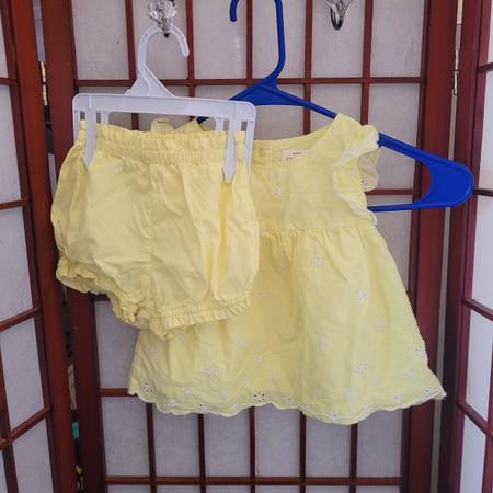 Girls 2pc Yellow Dress and Shorts 18 months 1