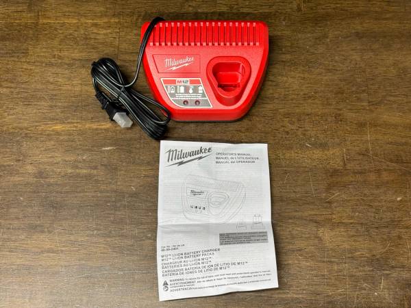 Milwaukee M12 battery charger 1