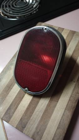 1960s' VW Split window Bus taillight assembly ( Complete ) 1