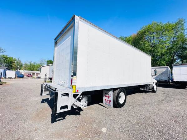 Echa un vistazo a este HINO 268A del 2020 en Brooklyn - $39,995 (South Amboy)63437758294019124