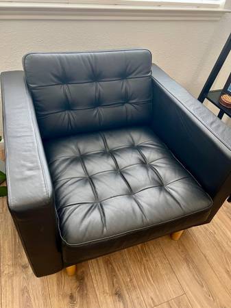 Ikea morabo sofa and chairs - $700 (Austin)62940365754113123