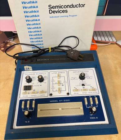 Heathkit ET-3100 Electronic design experimenter 1