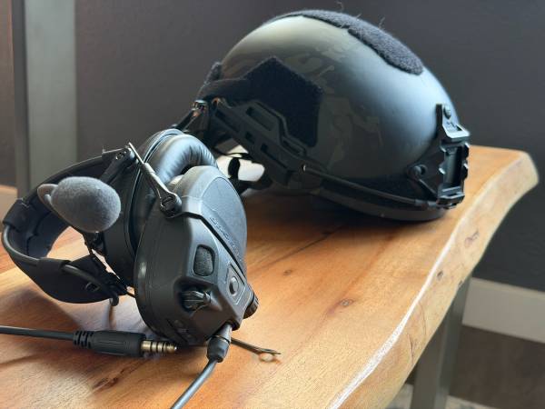 Ops Core AMP NFMI enabled headset coms and HHV ballistic helmet 1