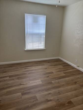 Flooring Installation For $1.35 SQFT  ( Installation Only ) 1