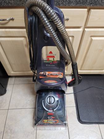 Bissell pro heat pet 2x carpet vacuum cleaner 1