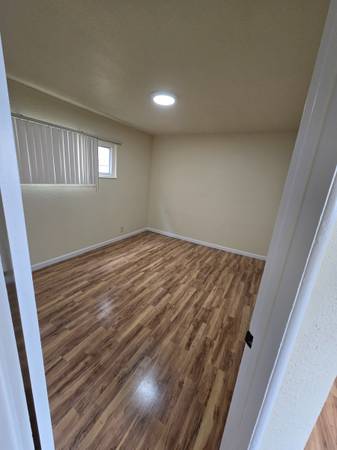 $1,895 / 1br - Bright One Bedroom Unit in Charming Ashby Neighborhood! (berkeley)63667924851073122
